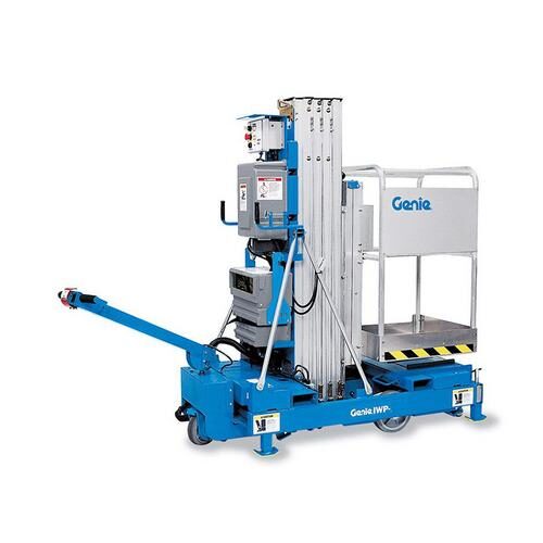 Plataforma elevatória JCPT2825RT da Dingli em operação, ideal para trabalhos em altura com segurança e eficiência.